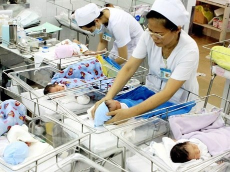 Busca Vietnam resolver el desequilibrio de género en los recién nacidos  - ảnh 1