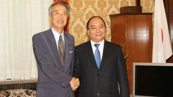 Dirigente vietnamita se reúne con líderes del Parlamento de Japón - ảnh 1