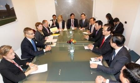 Primer ministro vietnamita sostiene reuniones bilaterales en Milán - ảnh 2