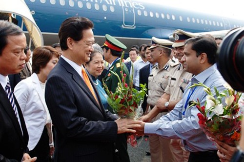 Vietnam e India acuerdan reforzar asociación estratégica por prosperidad común - ảnh 2