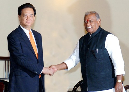 Vietnam e India por ampliar y profundizar cooperación bilateral - ảnh 2