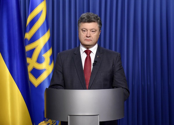 Presidente ucraniano exhorta a nuevas elecciones en áreas orientales del país - ảnh 1