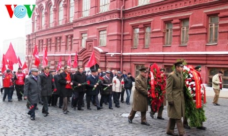 Vietnam conmemora aniversario 97 de la Revolución de Octubre de Rusia  - ảnh 1