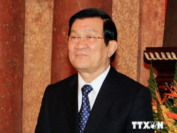 Presidente de Vietnam asiste a XXII Cumbre de APEC en China - ảnh 1