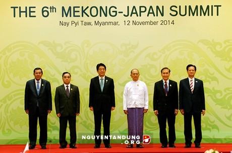 Premier vietnamita interviene en reuniones de ASEAN con sus socios - ảnh 2