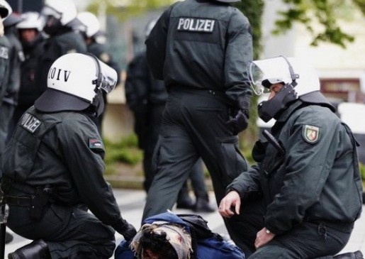 Detenidos en Alemania presuntos colaboradores del Estado Islámico - ảnh 1