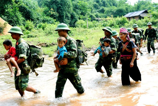 Conmemoran aniversario 70 del Ejército Popular de Vietnam - ảnh 1