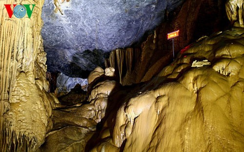 El paisaje espléndido de cueva de Thien Duong (Paraíso) - ảnh 16