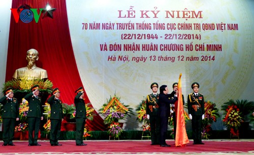 Presidente de Vietnam orienta reforzamiento político del Ejército Popular - ảnh 1