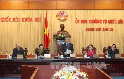 Inauguran XXXIII período de sesiones del Comité Permanente del Parlamento de Vietnam - ảnh 1