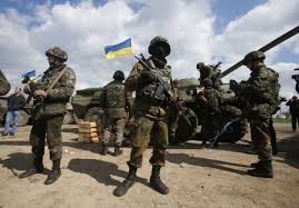 Fuerzas separatistas en Ucrania abren fuegos en primer día de 2015  - ảnh 1
