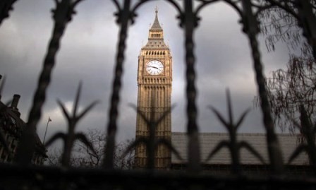 Diputados británicos critican al gobierno por su vago plan contra Estado Islámico  - ảnh 1
