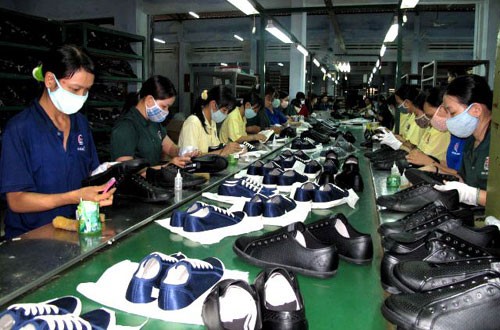 Planea Vietnam exportar calzado por 14 mil millones de dólares en 2015 - ảnh 1