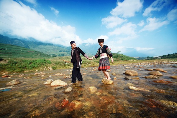 Costumbre de pedir ofrendas de boda de étnicos vietnamitas - ảnh 3
