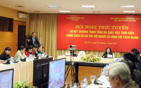 Evalúan en Vietnam políticas preferenciales para personas meritorias  - ảnh 1