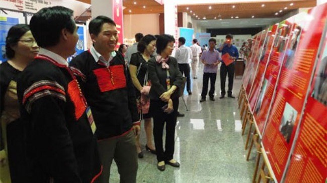Exposiciones conmemorativas por aniversario 40 de victoria de Buon Ma Thuot - ảnh 1