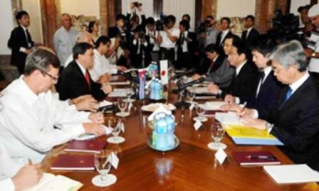 Japón quiere impulsar cooperación con Cuba - ảnh 1