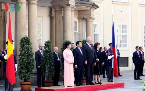 Visita República Checa presidente vietnamita - ảnh 1