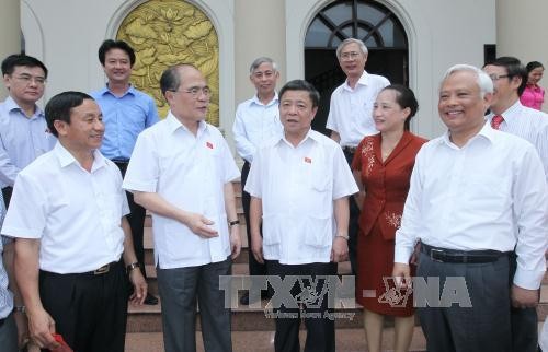 En contacto con electores de Ha Tinh diputados del Parlamento vietnamita - ảnh 1
