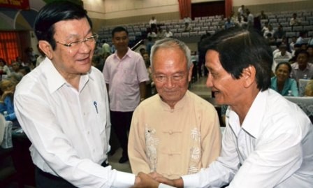 Presidente vietnamita se reúne con votantes de Ciudad Ho Chi Minh - ảnh 1
