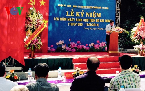 Vibrantes actividades conmemorativas del natalicio 125 de Ho Chi Minh - ảnh 2