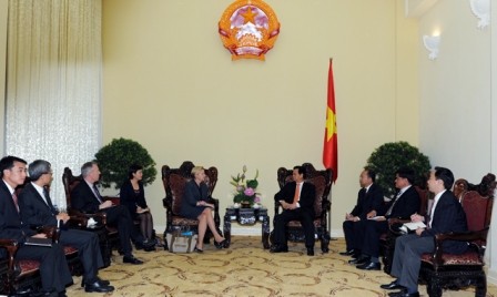 Premier vietnamita recibe a directora general del grupo estadounidense Dupont  - ảnh 1
