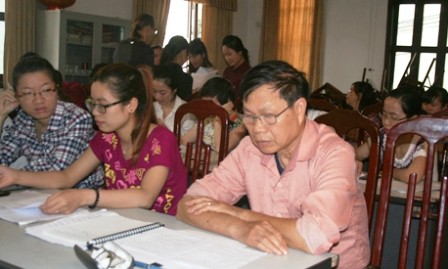 Veterano estadounidense imparte clases gratuitas de inglés en Hanoi  - ảnh 2