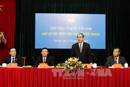 Exhorta Vietnam a compatriotas en el extranjero a contribuir al progreso de la Patria - ảnh 1