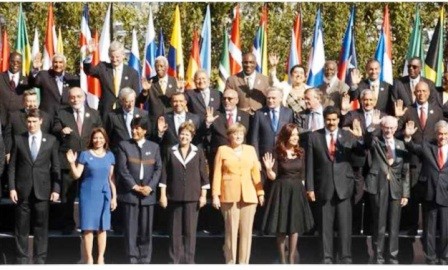 Cumbre Europa-Latinoamérica centrada en economía  - ảnh 1