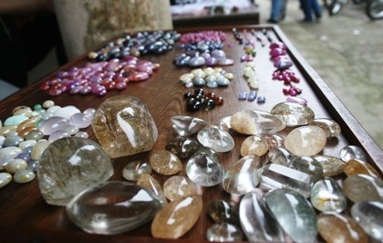 Mercado de piedras preciosas de Luc Yen - ảnh 2