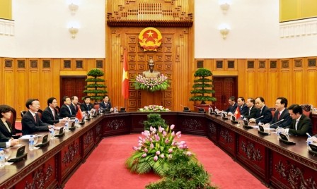  Viceprimer ministro chino prosigue su visita en Vietnam  - ảnh 1