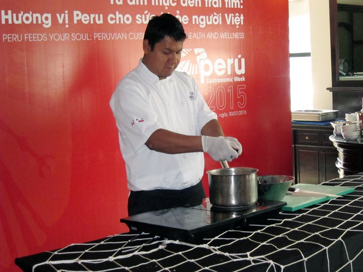 Clase de cocina de Perú – puente de conexión cultural entre pueblos - ảnh 5