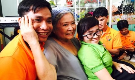 Actividades en apoyo a las víctimas del agente naranja en Vietnam  - ảnh 1