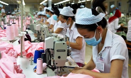 Fomentan actividades sindicales en los sectores textiles y calzados - ảnh 1