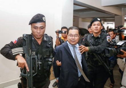 Retirada la inmunidad parlamentaria del senador camboyano Hong Sok Hour - ảnh 1