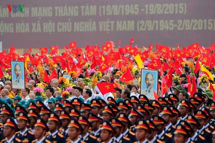 Parada militar en día patria en Hanoi - ảnh 1