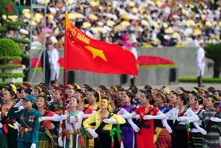 Parada militar en día patria en Hanoi - ảnh 10