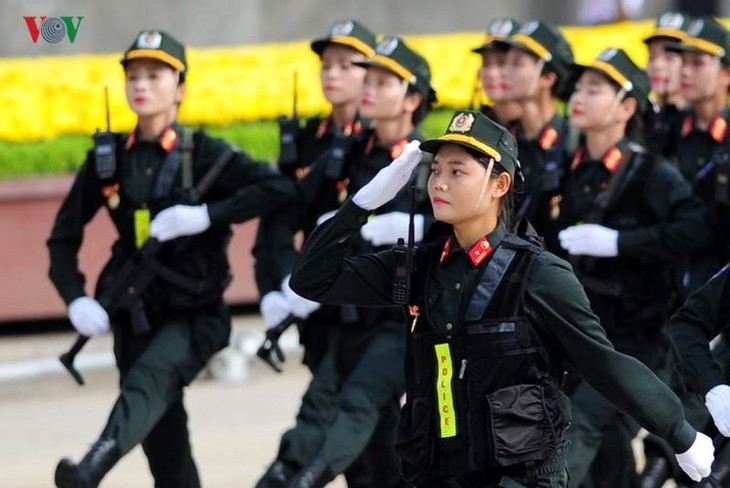 Parada militar en día patria en Hanoi - ảnh 11