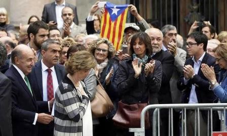 Comienza el juicio a líderes catalanes acusados por celebrar referéndum ilegalmente  - ảnh 1