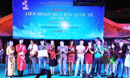 Concluye Festival Internacional de Títeres Acuáticos de Hanói - ảnh 1