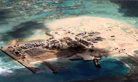 Filipinas rechaza faros construidos ilegalmente por China en el Mar Oriental - ảnh 1