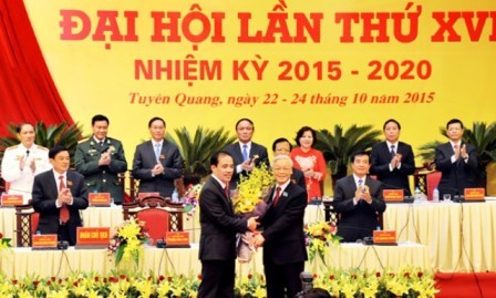 Máximo líder partidista da orientaciones al desarrollo socioeconómico de Tuyen Quang - ảnh 1