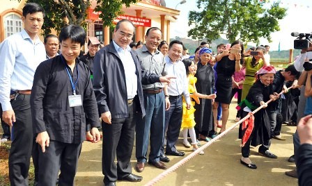 Presidente de Frente de la Patria exhorta reducción de pobreza en Lao Cai - ảnh 1