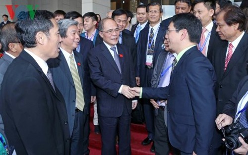 Presidente del Parlamento vietnamita recibe a Federación de Periodistas de ASEAN - ảnh 1