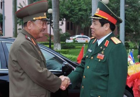Vietnam y Corea del Norte consolida cooperación militar  - ảnh 1