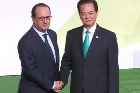 Vietnam y Francia acuerdan promover las relaciones de Asociación Estratégica - ảnh 1