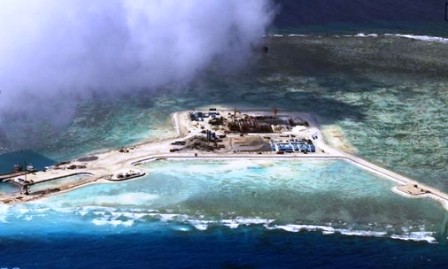 Japón y Estados Unidos preocupados por vuelo piloto ilegal de China en islas Spratly - ảnh 1