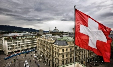 Suiza libera cuentas de Irán bloqueadas en sus bancos - ảnh 1