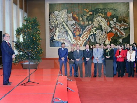 Presidente parlamentario visita Sede del Congreso Nacional en ocasión del Tet 2016 - ảnh 1