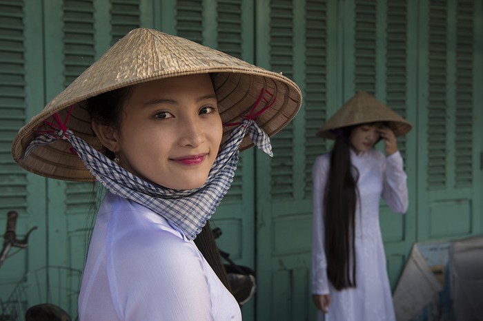 Inconfundible belleza de Ao Dai, vestido tradicional de mujeres vietnamitas  - ảnh 7